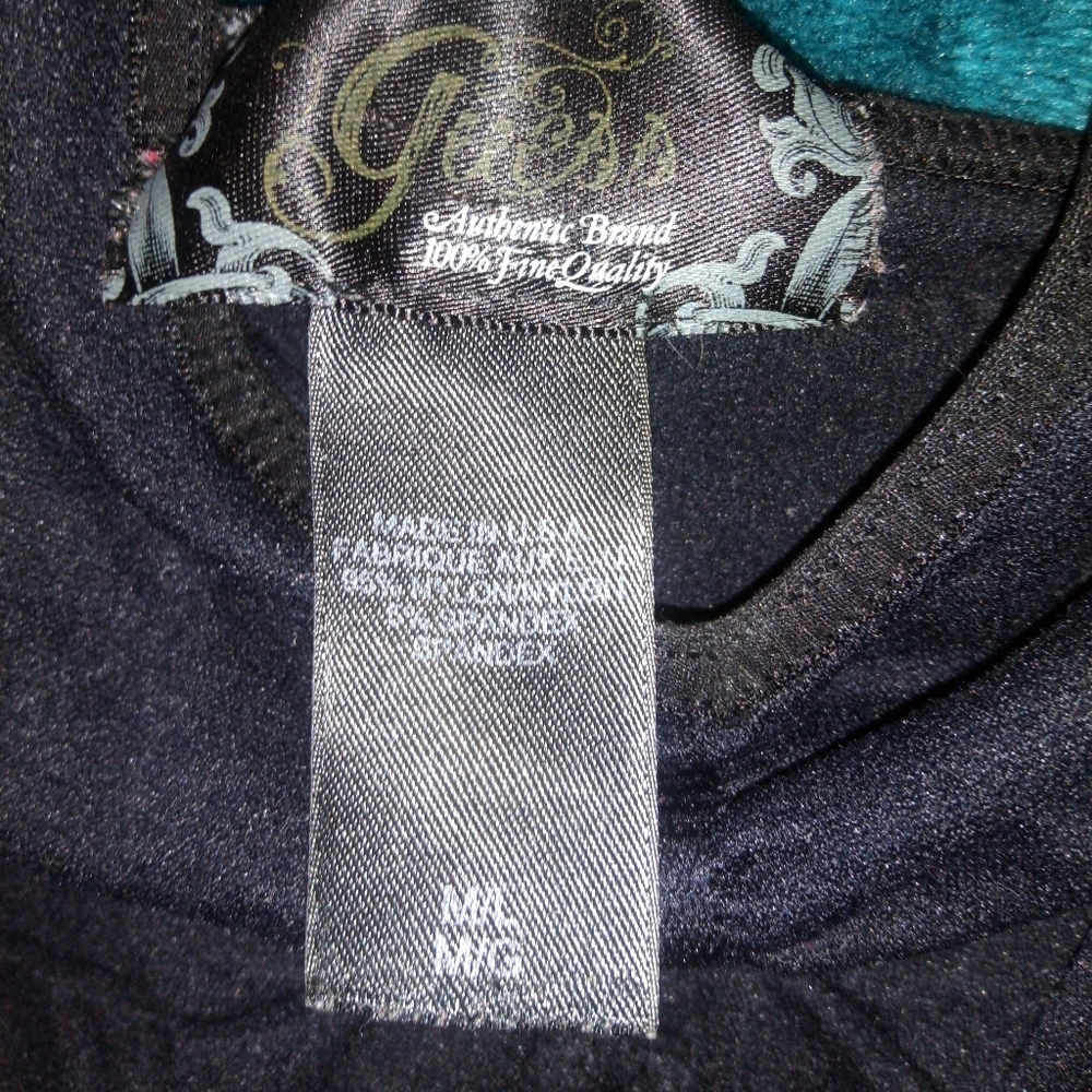 Guess tank